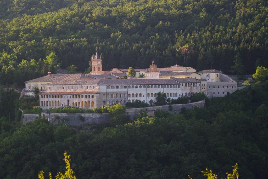 Agriturismo di Charme erbadoro Alvito Exterior foto